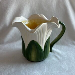 Pier 1 Botanica Daffodil Pitcher Hand Painted Floral Ceramic Cottagecore 48 oz